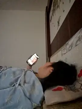 Snapshot of lingling5200 chatting on 05/14/26, 10:11 lingling5200 online show from 05/14/26, 10:11