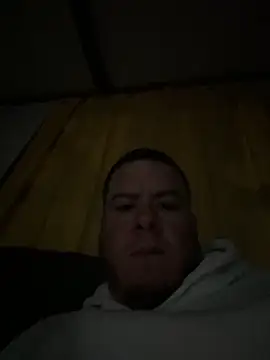 Snapshot of kev0n2389 chatting on 10/14/25, 05:41 kev0n2389 online show from 10/14/25, 05:41