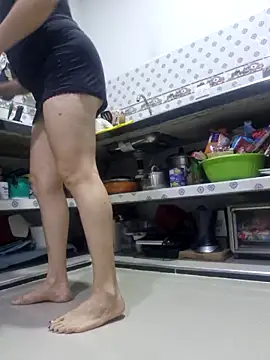 Snapshot of Nina_vallon chatting on 09/09/25, 10:37 Nina vallon online show from 09/09/25, 10:37