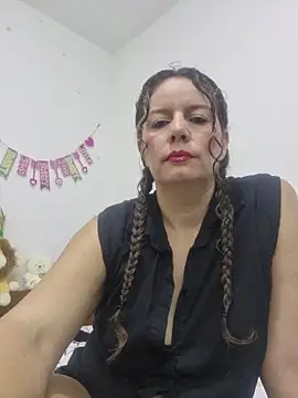 Nina vallon online show from 04/29/26, 10:30