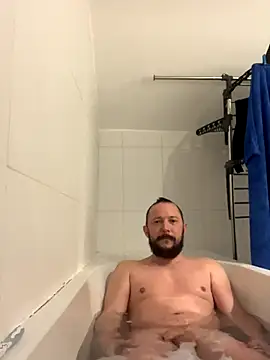 AZOPMOB18999 online show from 11/27/25, 05:15