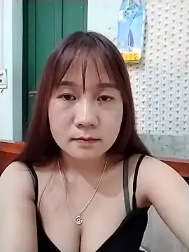 qinejr37 online show from 09/09/25, 11:21