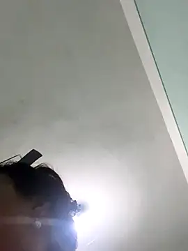 qinejr37 online show from 09/13/25, 11:04