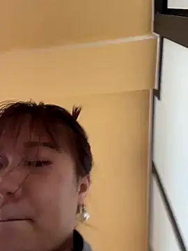 qinejr37 online show from 09/27/25, 01:54