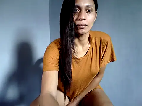 Snapshot of missruffa chatting on 10/17/25, 01:53 missruffa online show from 10/17/25, 01:53