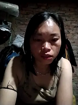   Ngoc20   online show from 12/17/25, 02:56