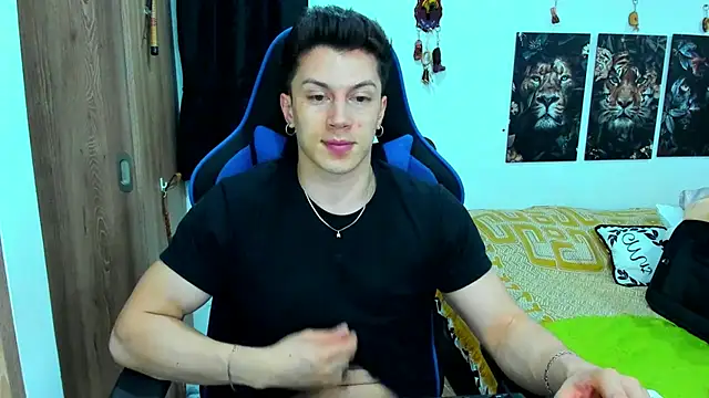 javiersexymann online show from 01/05/25, 12:09