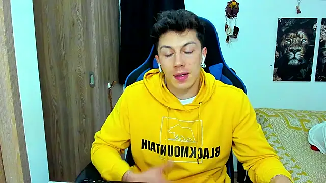 javiersexymann online show from 01/10/25, 02:04