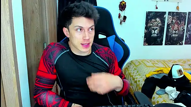 javiersexymann online show from 01/15/25, 08:48