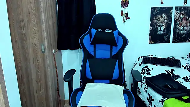 javiersexymann online show from 02/11/25, 06:08