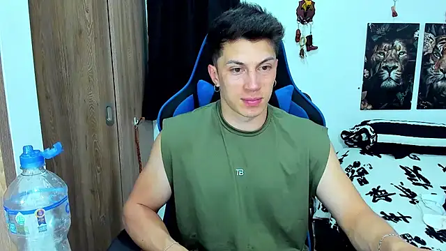 javiersexymann online show from 02/11/25, 10:18