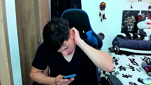 javiersexymann online show from 02/12/25, 07:24