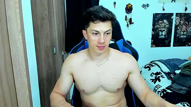 javiersexymann online show from 02/17/25, 01:25