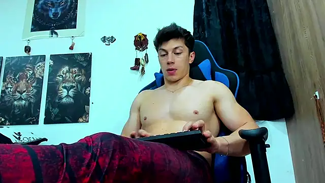 javiersexymann online show from 03/04/25, 10:49