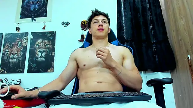 javiersexymann online show from 03/05/25, 07:49