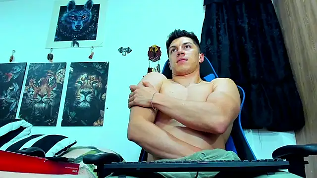 javiersexymann online show from 03/17/25, 05:56