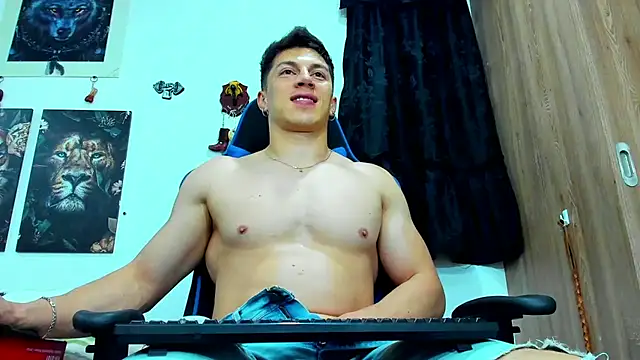 javiersexymann online show from 03/18/25, 05:41