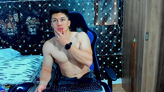 javiersexymann online show from 02/12/26, 08:15