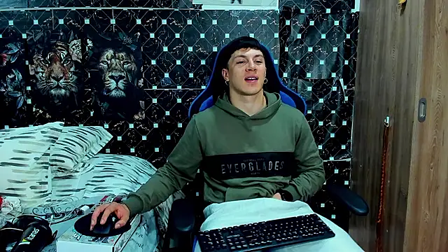 javiersexymann online show from 02/20/26, 05:15