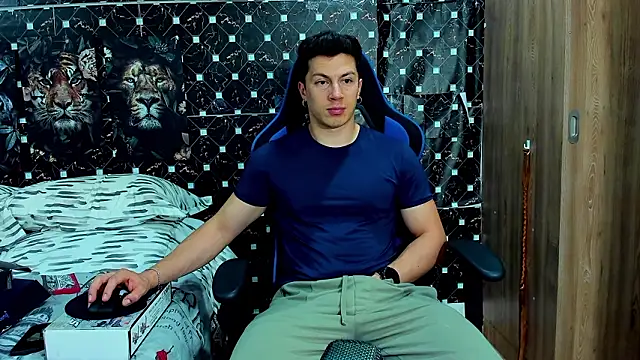 javiersexymann online show from 03/02/26, 02:03