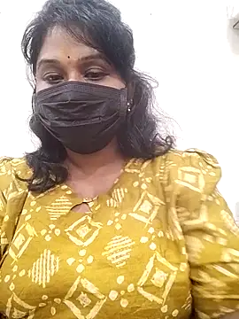 chaitara-reddy online show from 10/25/25, 06:43