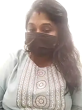 chaitara-reddy online show from 10/31/25, 07:42