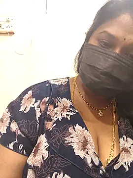Snapshot of chaitara-reddy chatting on 04/23/26, 03:25 chaitara-reddy online show from 04/23/26, 03:25