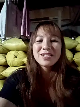 Snapshot of Mini3333 chatting on 05/10/26, 12:21 Mini3333 online show from 05/10/26, 12:21