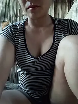 Snapshot of Mini3333 chatting on 06/23/26, 11:47 Mini3333 online show from 06/23/26, 11:47