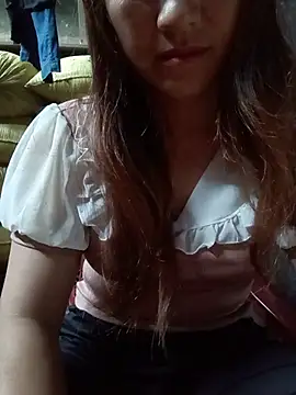 Snapshot of Mini3333 chatting on 07/21/26, 12:57 Mini3333 online show from 07/21/26, 12:57