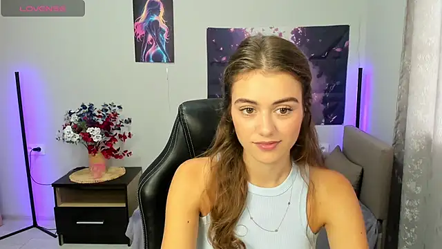 Snapshot of TracySpark chatting on 09/14/25, 06:56 TracySpark online show from 09/14/25, 06:56