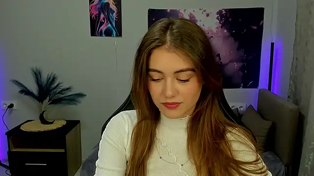 Snapshot of TracySpark chatting on 09/29/25, 07:35 TracySpark online show from 09/29/25, 07:35