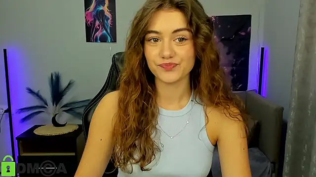 Snapshot of TracySpark chatting on 10/19/25, 06:58 TracySpark online show from 10/19/25, 06:58