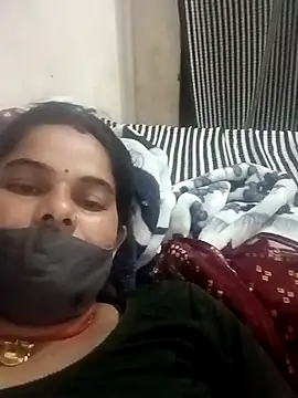 JULEE-740 online show from 10/24/25, 12:12