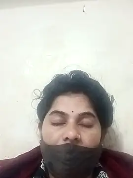 JULEE-740 online show from 12/16/25, 11:43