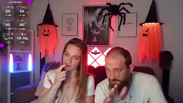 XBellaXundXUweX online show from 10/18/25, 07:25