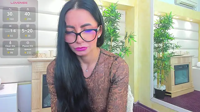 Snapshot of HaileyVice chatting on 09/15/25, 05:40 HaileyVice online show from 09/15/25, 05:40