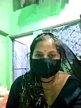 Rajnee33A online show from 04/22/26, 05:14