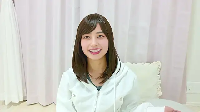 Snapshot of mana_4565 chatting on 01/12/26, 12:43 mana 4565 online show from 01/12/26, 12:43