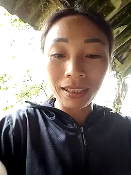 lucybaby00 online show from 10/06/25, 09:07