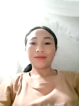 lucybaby00 online show from 11/06/25, 10:43