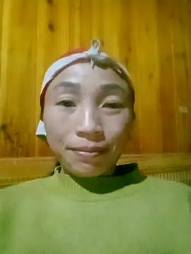 lucybaby00 online show from 12/02/25, 10:53