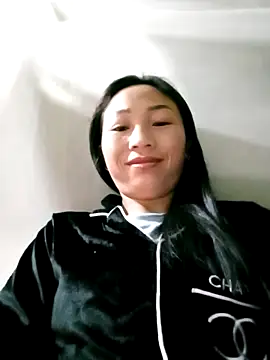 lucybaby00 online show from 02/04/26, 10:47