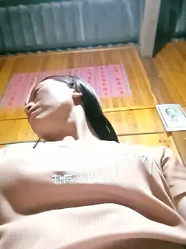 lucybaby00 online show from 05/14/26, 12:01