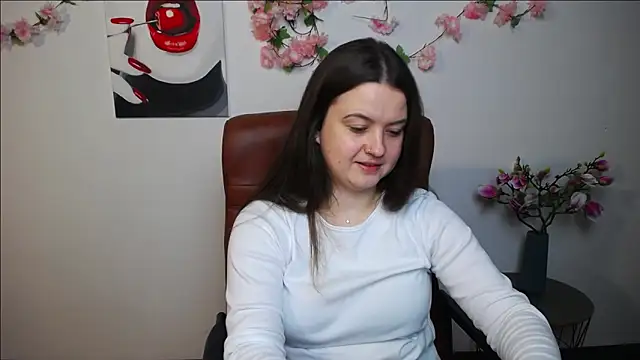 MavkaCute online show from 11/15/25, 07:32