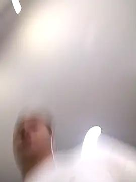 Snapshot of gabysanta_ chatting on 03/12/26, 01:17 gabysanta online show from 03/12/26, 01:17