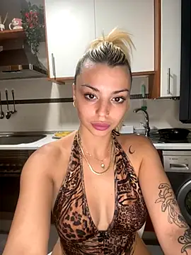 NoeliaGarcia17 online show from 09/16/25, 08:21