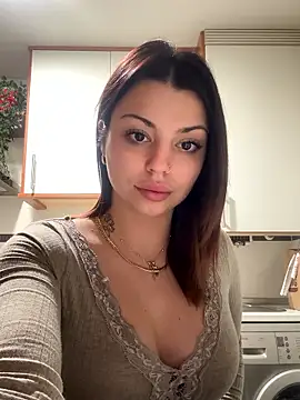 Snapshot of NoeliaGarcia17 chatting on 01/08/26, 11:18 NoeliaGarcia17 online show from 01/08/26, 11:18