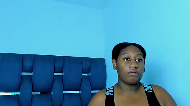 Snapshot of yourwife_anna chatting on 09/20/25, 11:22 yourwife anna online show from 09/20/25, 11:22