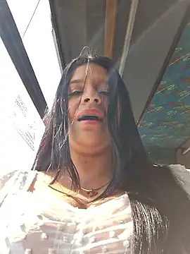 Snapshot of Eiimy_pretty chatting on 09/27/25, 08:03 Eiimy pretty online show from 09/27/25, 08:03